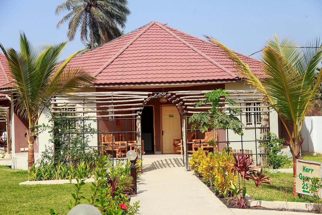 Bamboo Garden Hotel Serrekunda Bagian luar foto